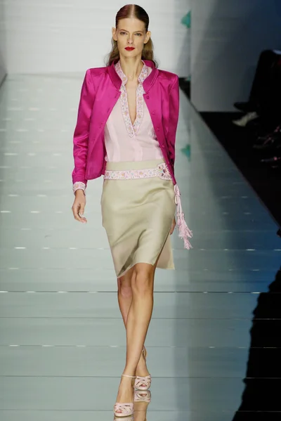 Look 32